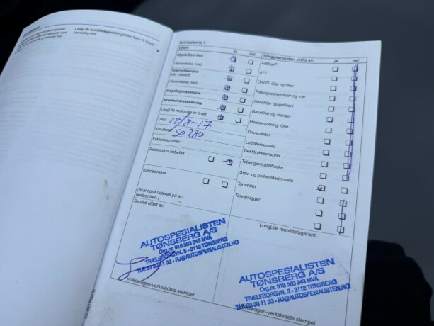 volkswagen-golf-diesel-2011-big-31