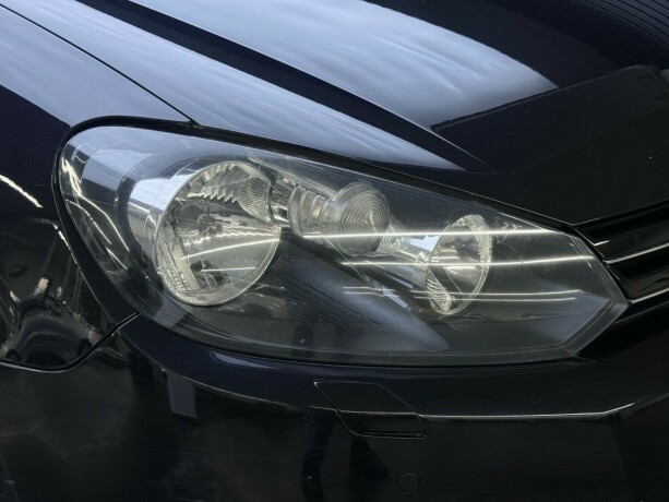 volkswagen-golf-diesel-2011-big-4