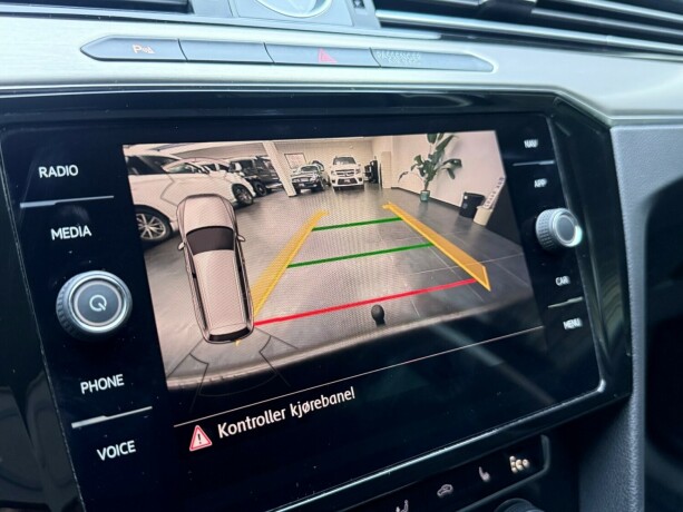 volkswagen-passat-elektrisitetbensin-2019-big-18