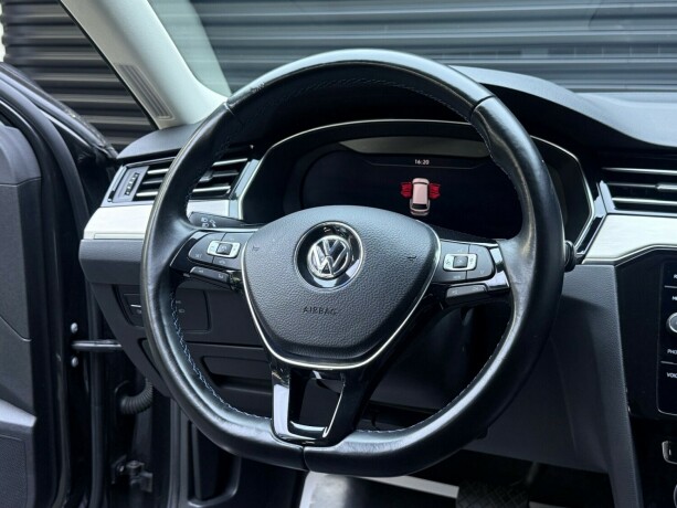 volkswagen-passat-elektrisitetbensin-2019-big-12