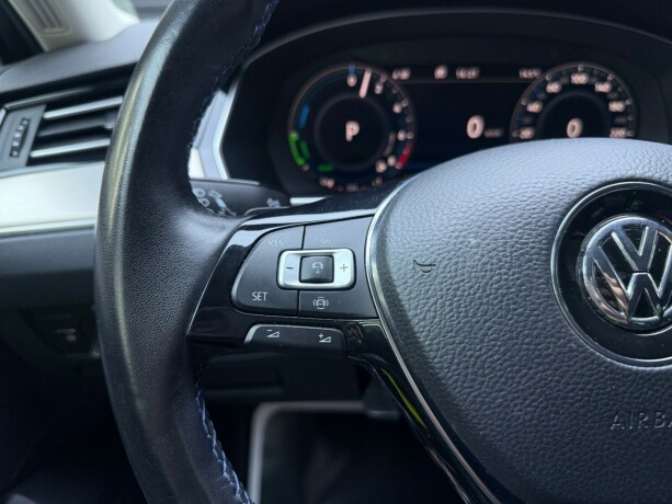 volkswagen-passat-elektrisitetbensin-2019-big-14