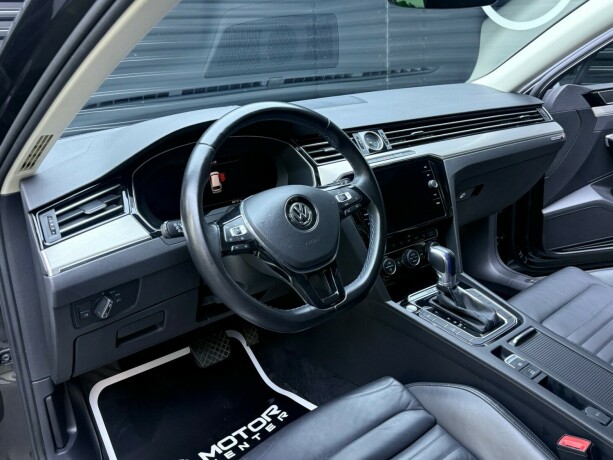 volkswagen-passat-elektrisitetbensin-2019-big-10