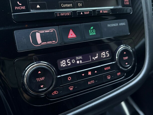 mitsubishi-outlander-elektrisitetbensin-2016-big-23