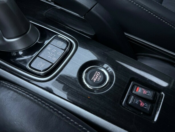mitsubishi-outlander-elektrisitetbensin-2016-big-26