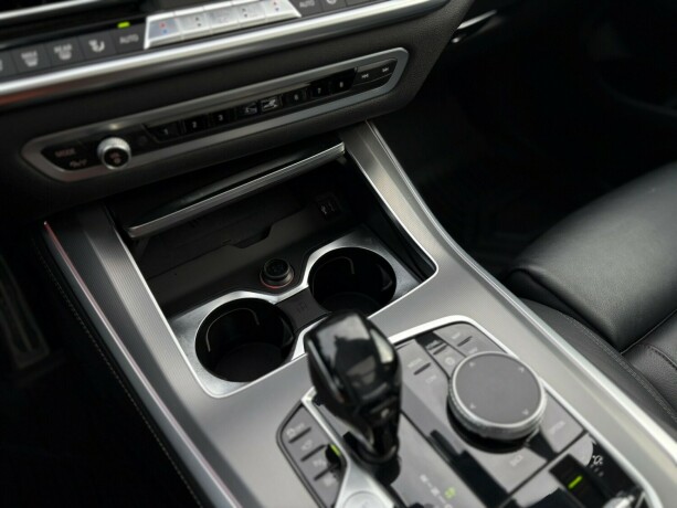 bmw-x5-elektrisitetbensin-2020-big-23