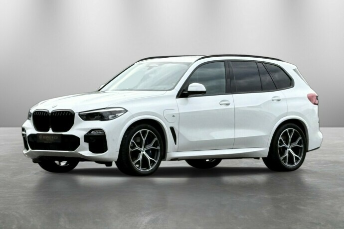 bmw-x5-elektrisitetbensin-2020-big-0