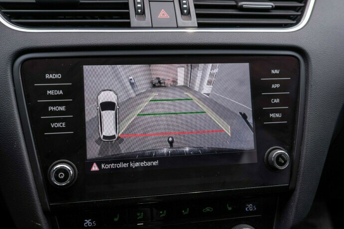 skoda-octavia-diesel-2020-big-23