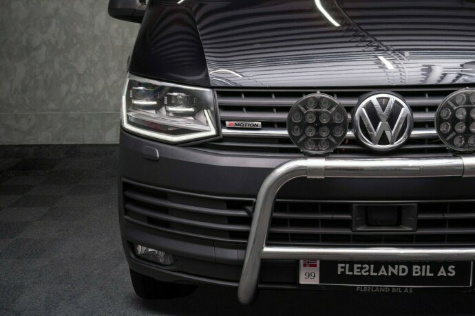 volkswagen-transporter-diesel-2017-big-7