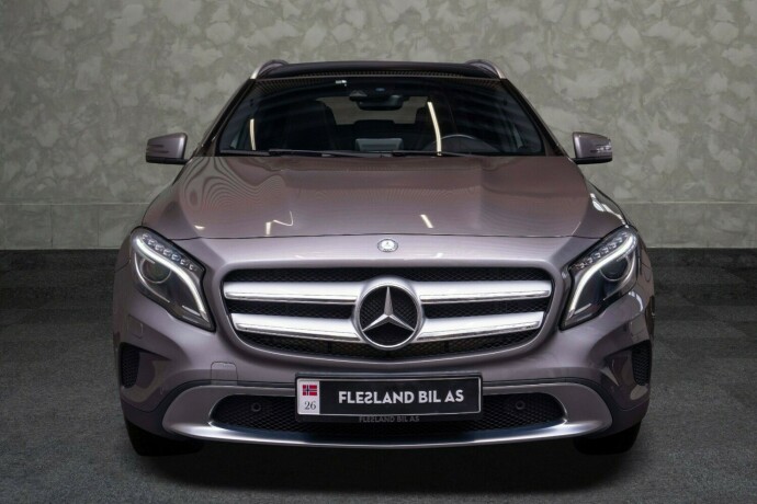 mercedes-benz-gla-bensin-2016-big-7