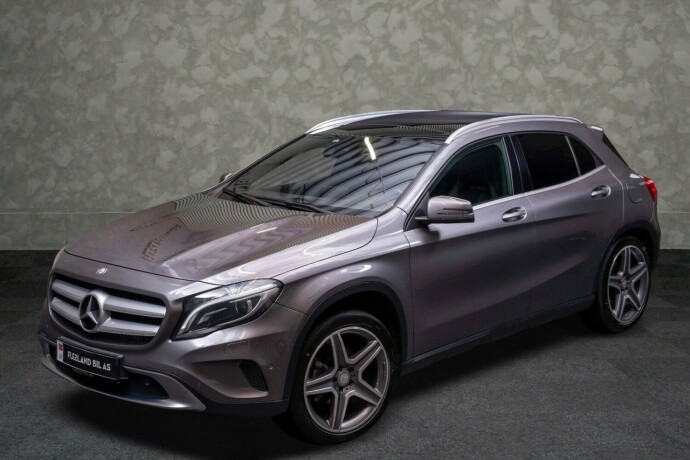 mercedes-benz-gla-bensin-2016-big-1