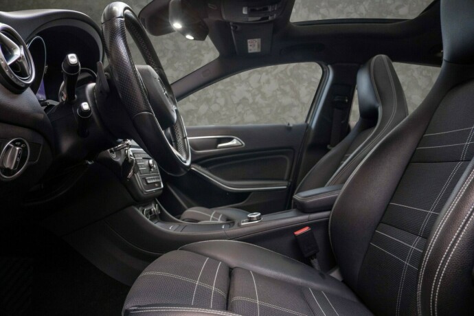 mercedes-benz-gla-bensin-2016-big-26