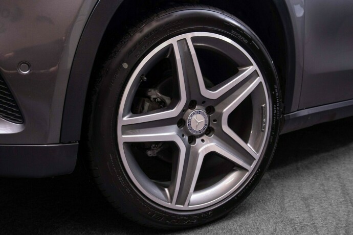 mercedes-benz-gla-bensin-2016-big-3