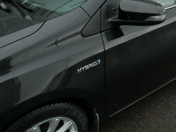 toyota-auris-bensin-2015-big-15