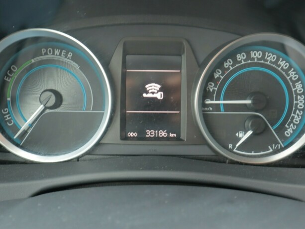 toyota-auris-bensin-2015-big-19