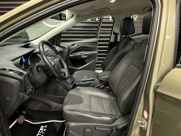 ford-kuga-diesel-2014-big-25