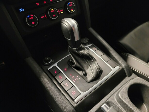 volkswagen-amarok-diesel-2020-big-23