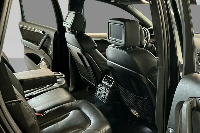 audi-q7-diesel-2010-big-17