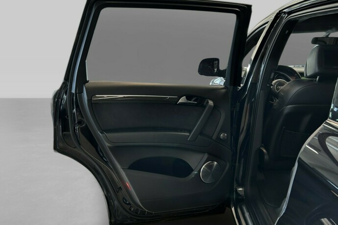 audi-q7-diesel-2010-big-13