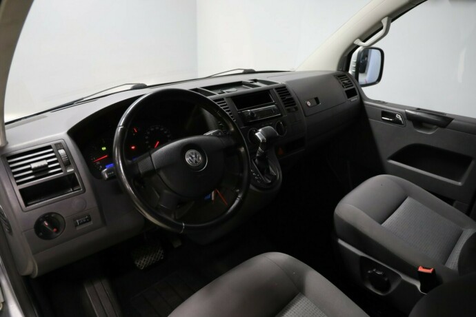 volkswagen-transporter-diesel-2007-big-5