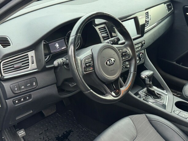 kia-niro-elektrisitetbensin-2019-big-7
