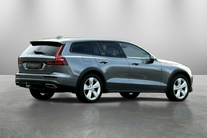 volvo-v60-cross-country-diesel-2020-big-5