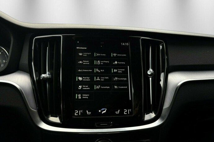 volvo-v60-cross-country-diesel-2020-big-34