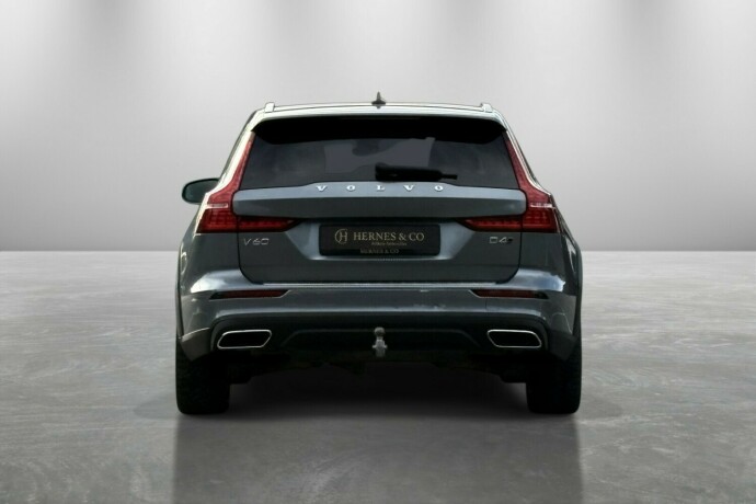 volvo-v60-cross-country-diesel-2020-big-9