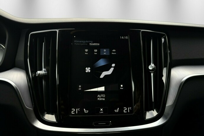 volvo-v60-cross-country-diesel-2020-big-35