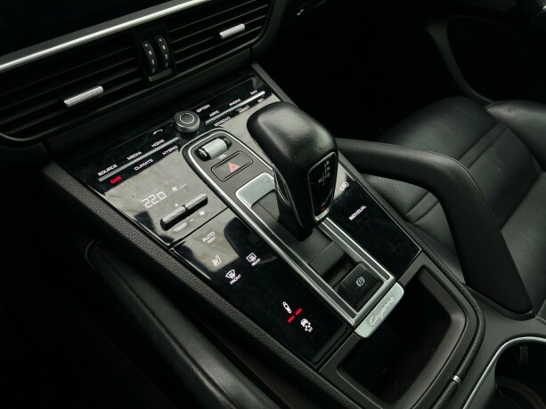 porsche-cayenne-coupe-elektrisitetbensin-2020-big-18