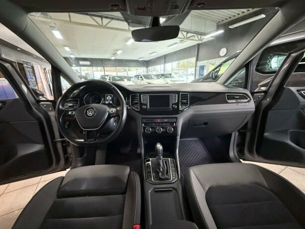 volkswagen-golf-sportsvan-bensin-2017-big-12