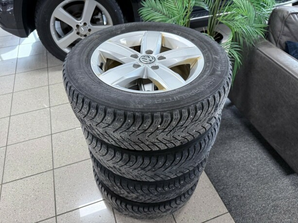 volkswagen-golf-sportsvan-bensin-2017-big-34