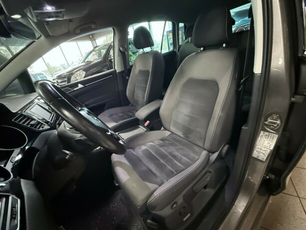 volkswagen-golf-sportsvan-bensin-2017-big-10