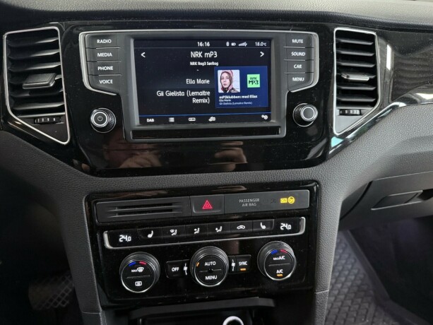 volkswagen-golf-sportsvan-bensin-2017-big-20