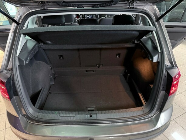 volkswagen-golf-sportsvan-bensin-2017-big-32