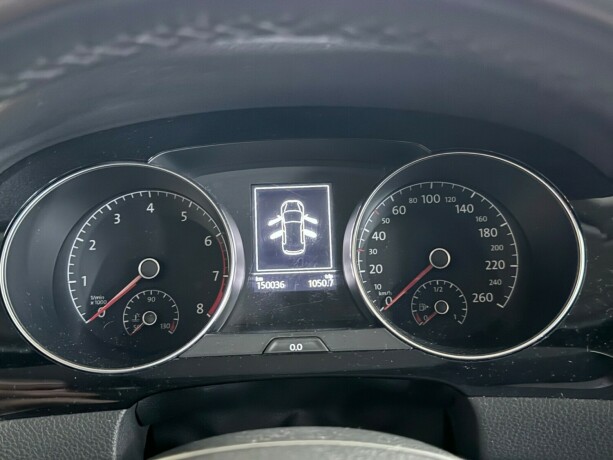 volkswagen-golf-sportsvan-bensin-2017-big-16