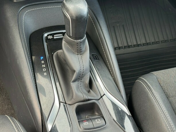 toyota-corolla-elektrisitetbensin-2021-big-11