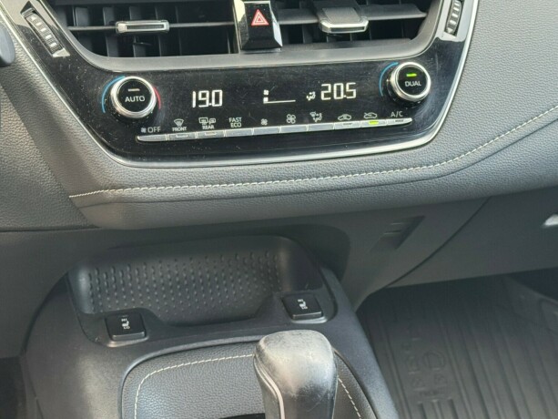 toyota-corolla-elektrisitetbensin-2021-big-10