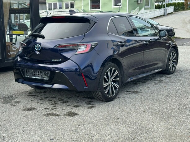 toyota-corolla-elektrisitetbensin-2021-big-4