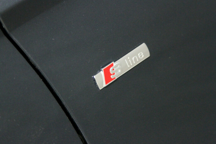 audi-a6-bensin-2013-big-29