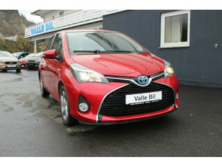 Toyota | Yaris | Elektrisitet+bensin | 2016