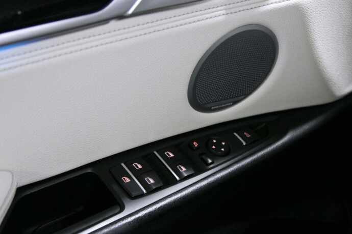 bmw-x5-diesel-2016-big-25