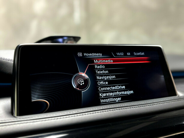 bmw-x5-diesel-2016-big-10