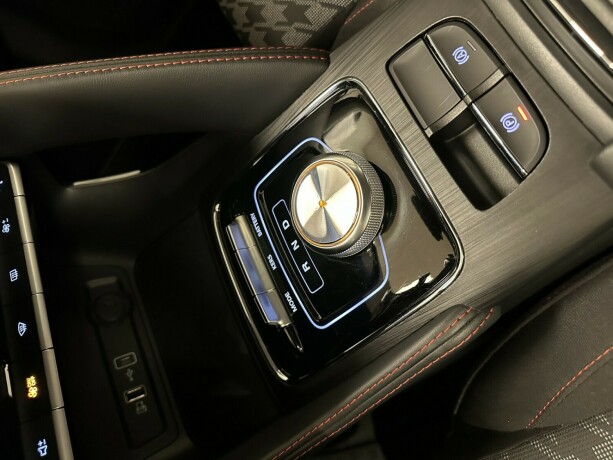 mg-zs-ev-elektrisitet-2022-big-16