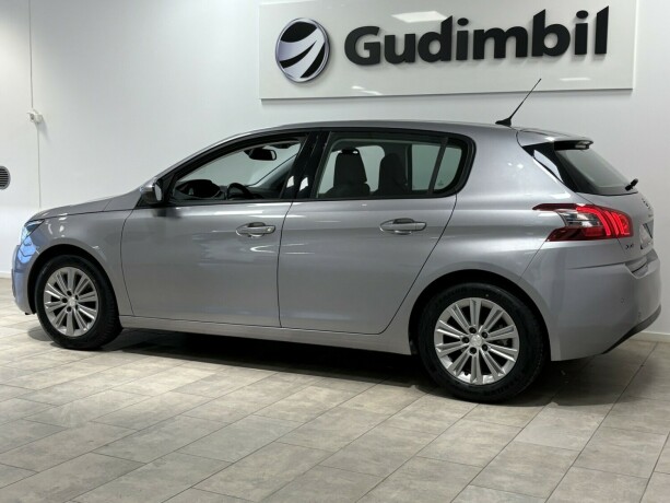 peugeot-308-bensin-2019-big-2