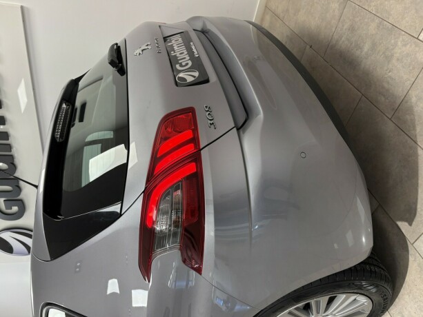 peugeot-308-bensin-2019-big-3