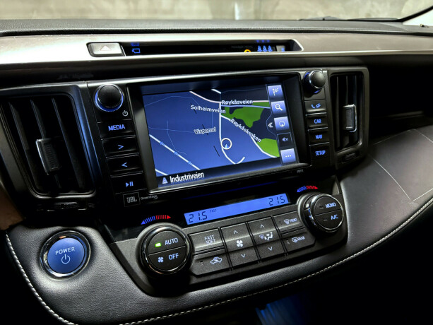 toyota-rav4-elektrisitetbensin-2019-big-6