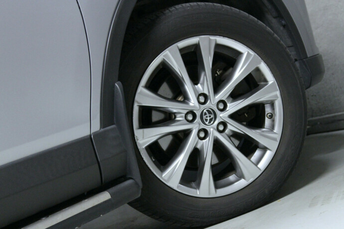 toyota-rav4-elektrisitetbensin-2019-big-27