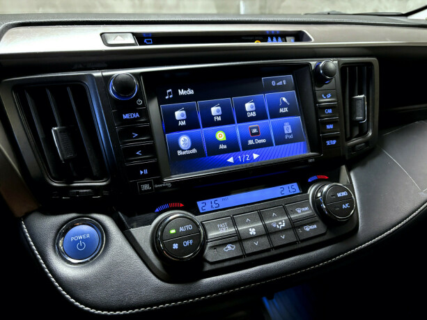 toyota-rav4-elektrisitetbensin-2019-big-8