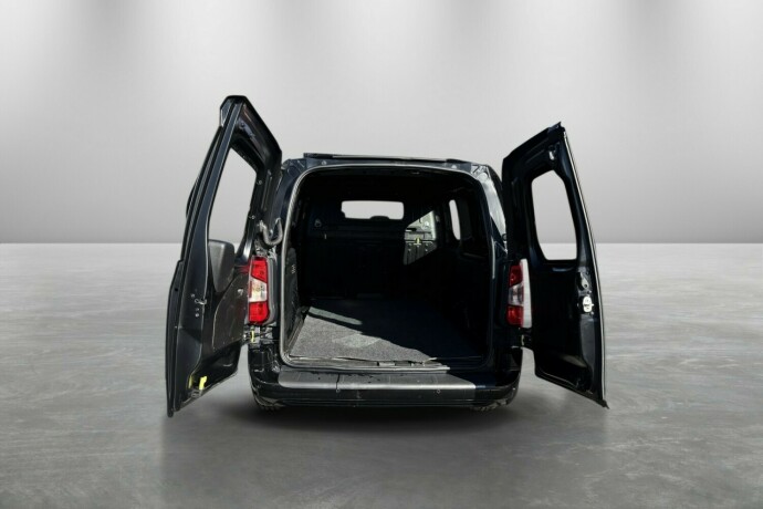 peugeot-partner-diesel-2019-big-9