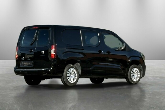 peugeot-partner-diesel-2019-big-4